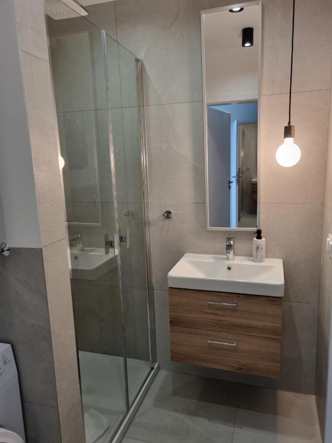 Jbhotels Apartament Comfort Hanza Tower 슈체친 외부 사진
